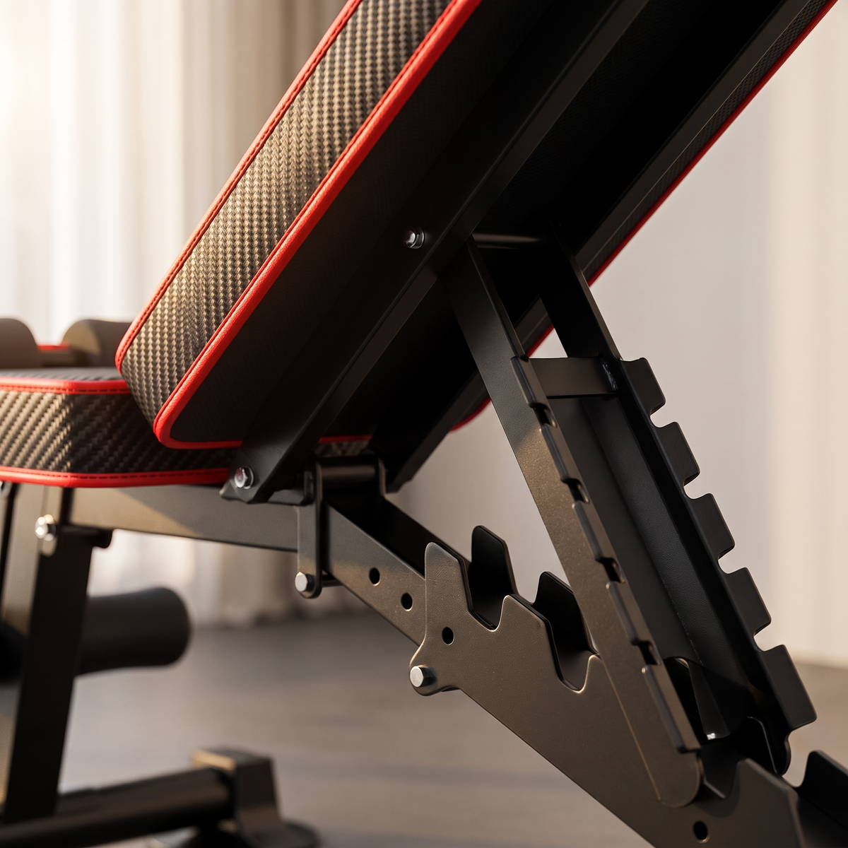 Banc de musculation pliable et réglable avec rouleaux pour les jambes, vue de détail