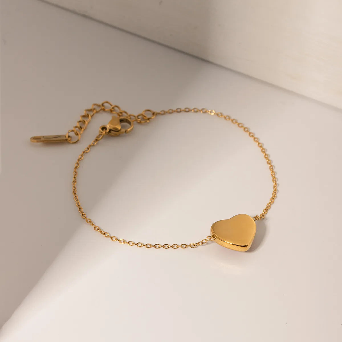 Bijou Cœur Rouge — Acier Inoxydable Plaqué Or 18K