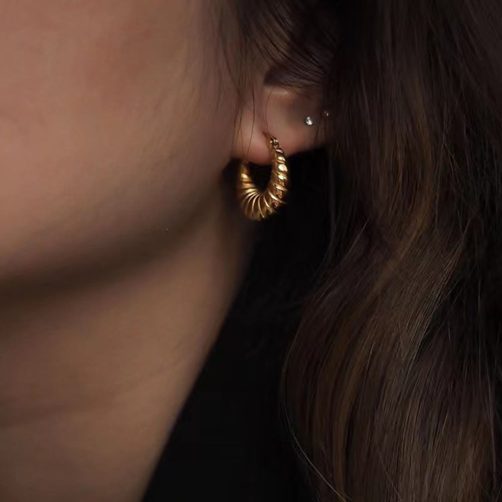 Créoles Croissant — Acier Inoxydable Plaqué Or 18K
