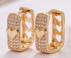 Boucles Cœur Zircon — Plaqué Or 18K